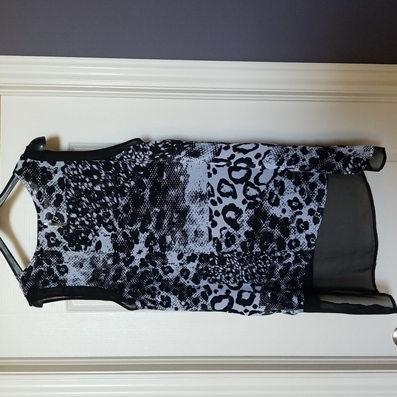 Sheer sleeveless blouse, 2X - Picture 2 of 5